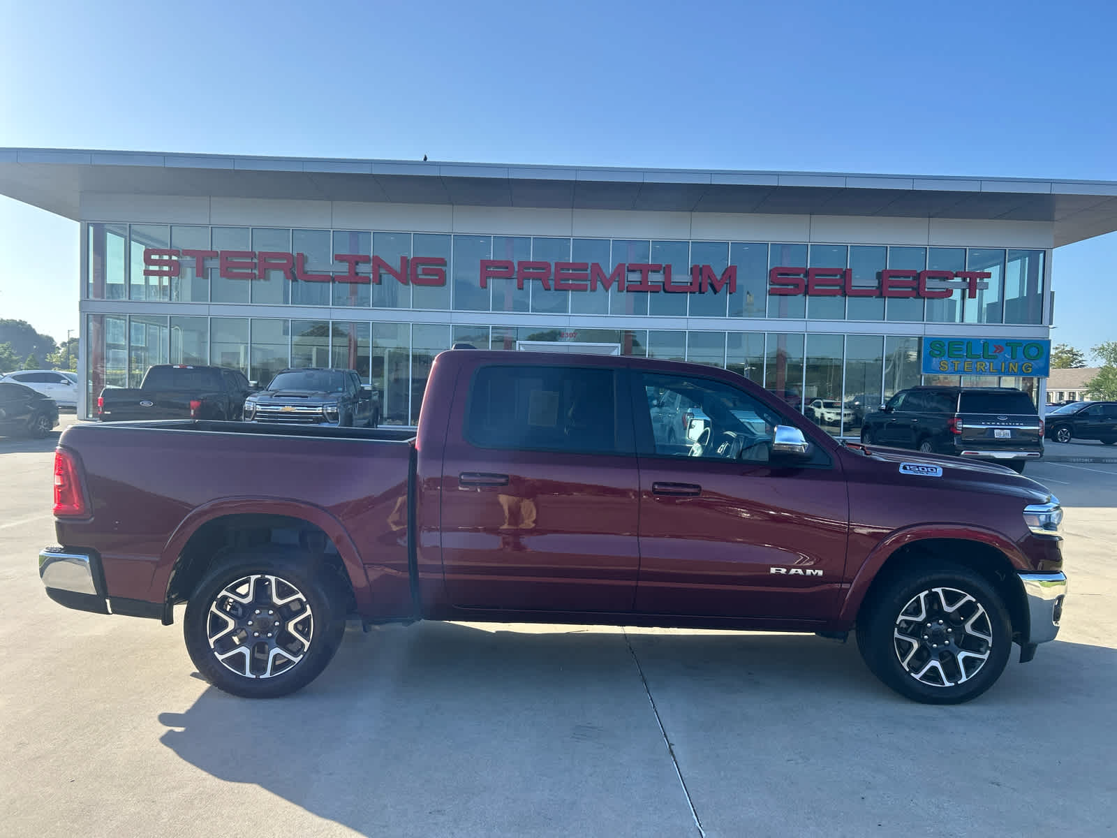 2025 RAM Ram 1500 Pickup Laramie's photo