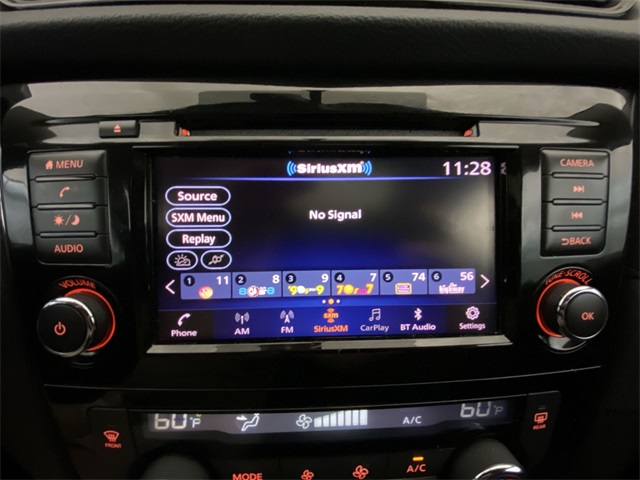 2018 Nissan Rogue SV photo 15