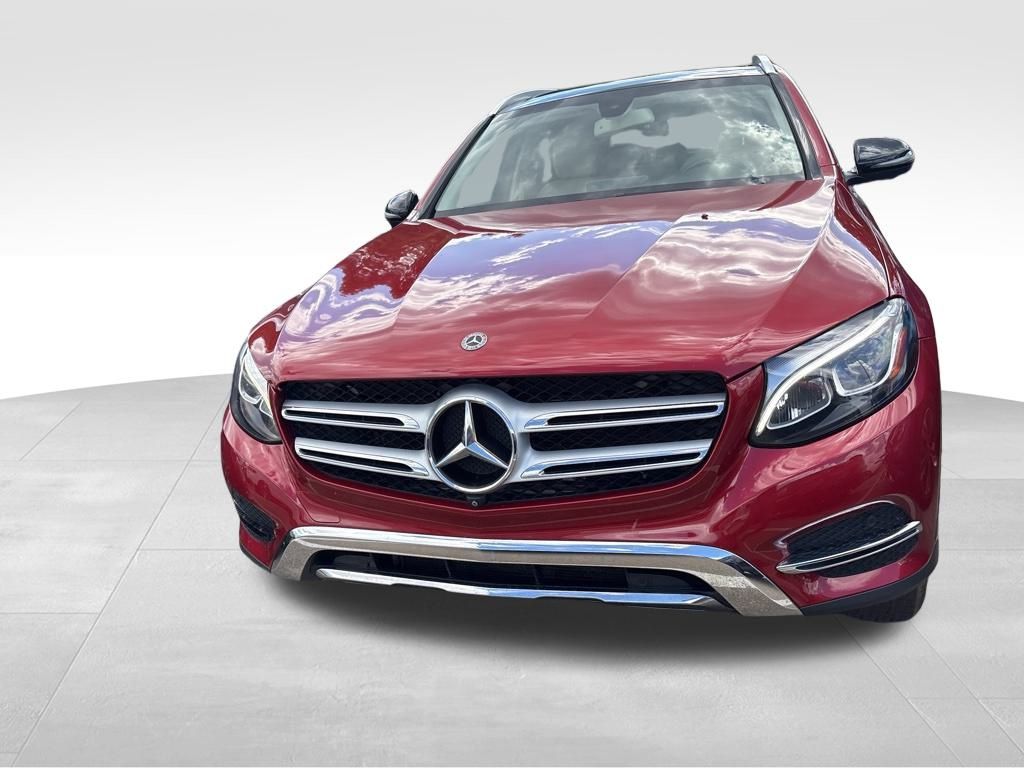 2018 Mercedes Benz GLC 300 4MATIC photo 6