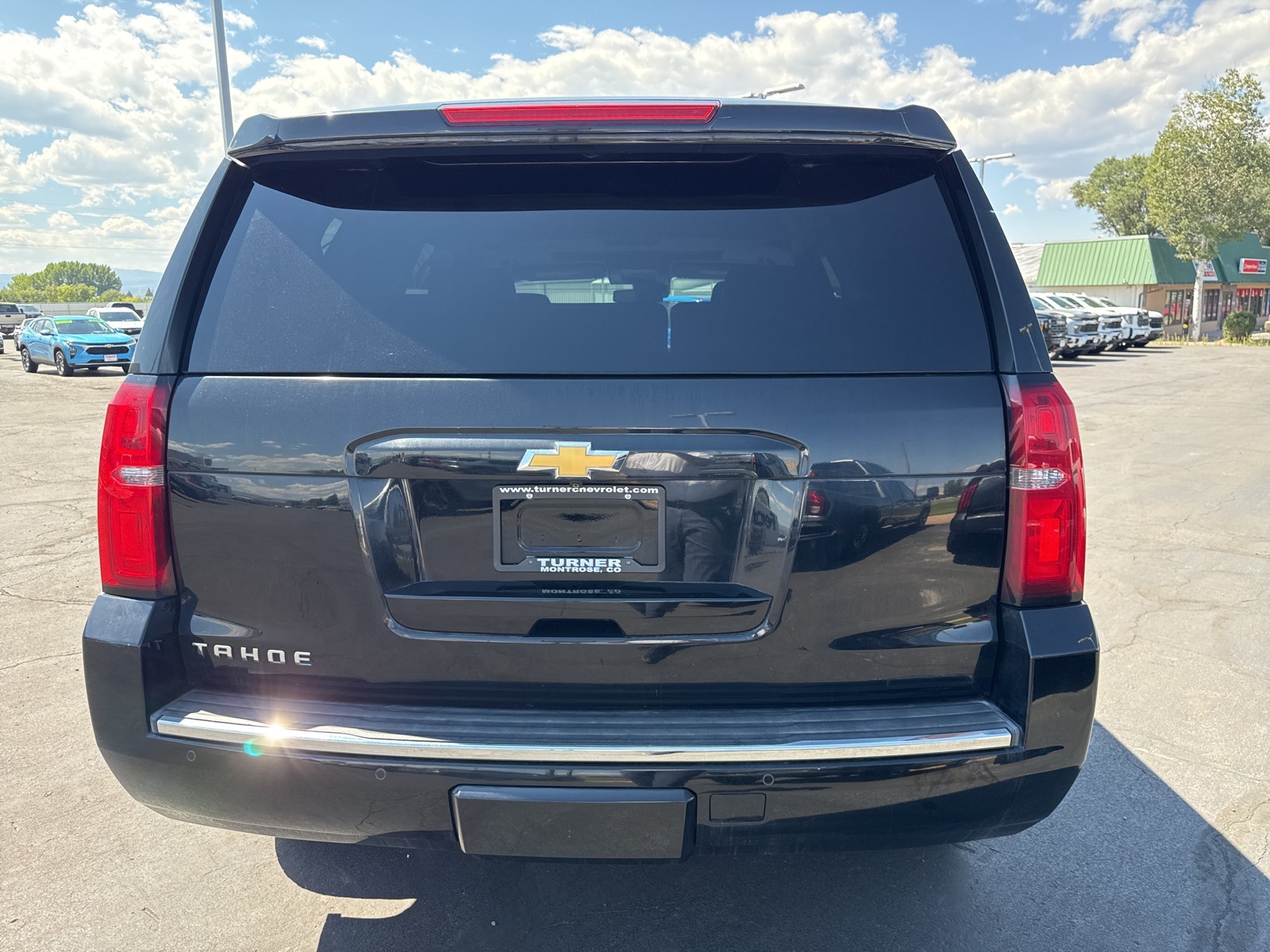 2016 Chevrolet Tahoe LTZ photo 2