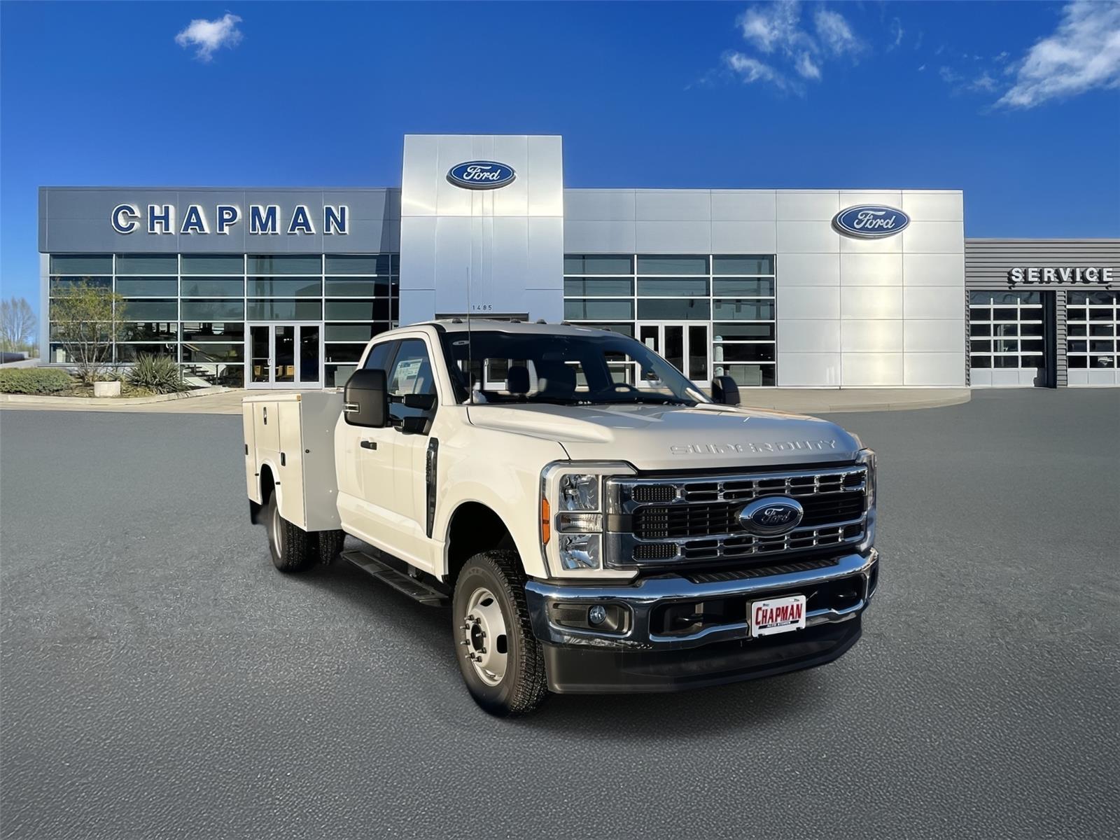 2026 Ford F-350 Super Duty Chassis Cab XL