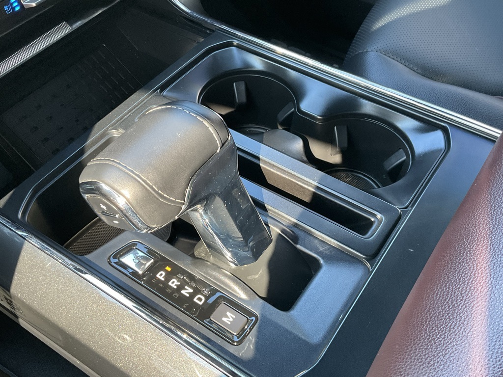 2023 Ford F-150 Lariat photo 14