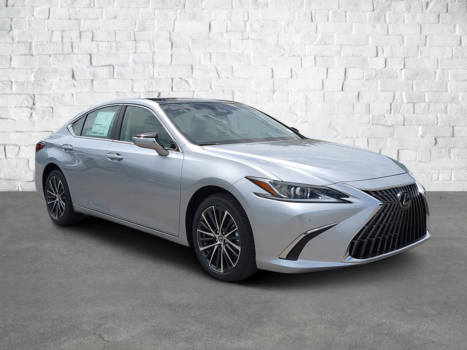 2025 Lexus ES 350's photo