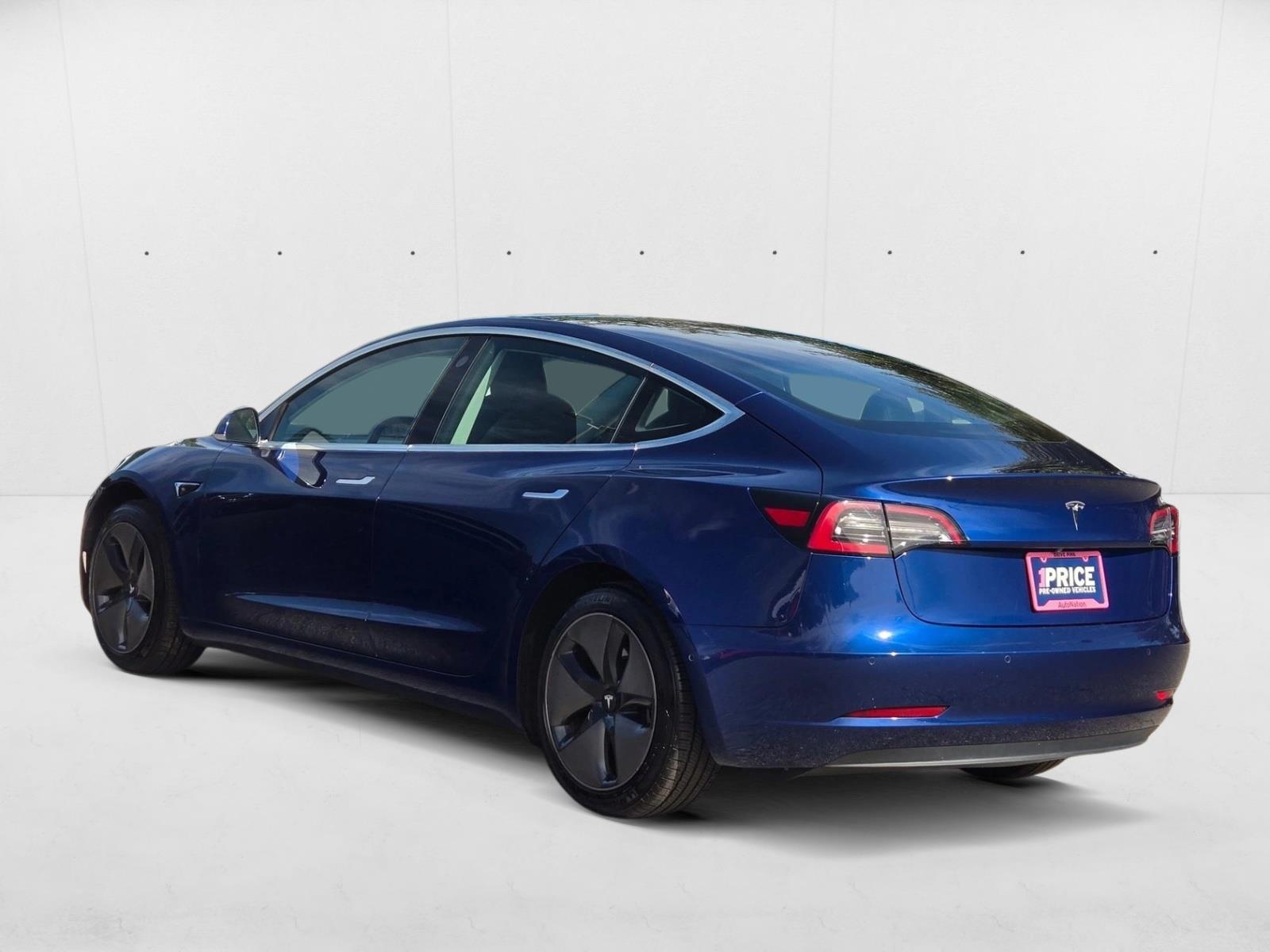 2019 Tesla Model 3 Standard Range Plus photo 7