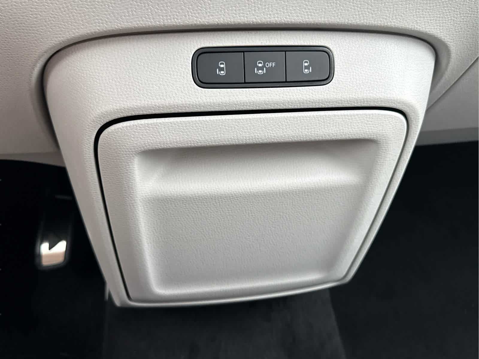 2025 Volkswagen ID. Buzz photo 21
