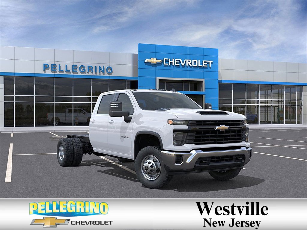 2025 Chevrolet Silverado 3500HD Work Truck's photo