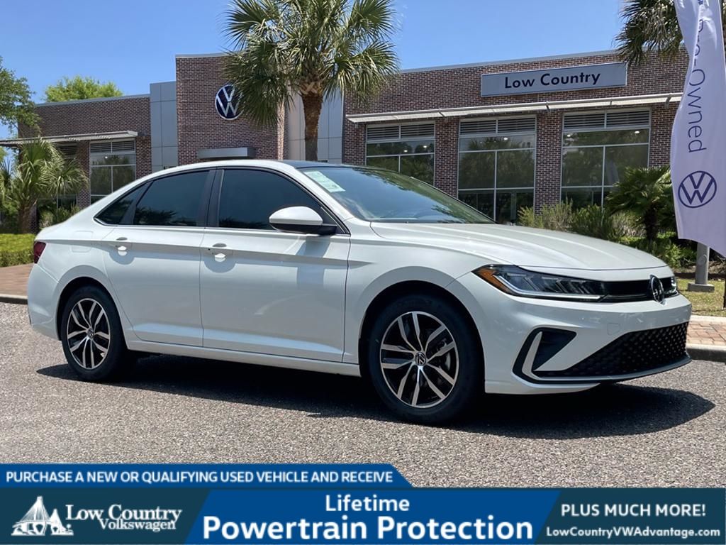 2025 Volkswagen Jetta SE's photo