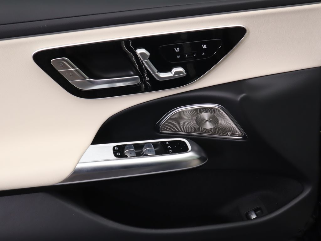 2026 Mercedes Benz E 350 photo 23