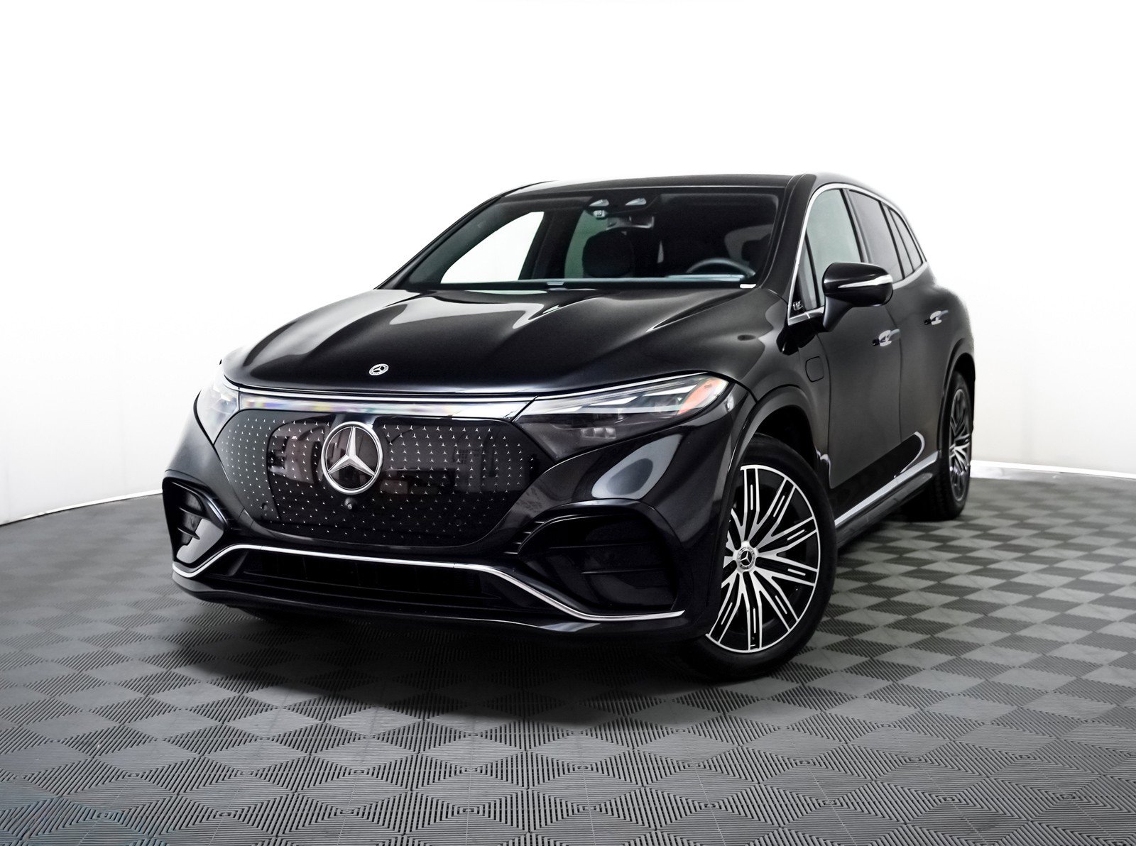 2023 Mercedes-Benz EQS SUV Base