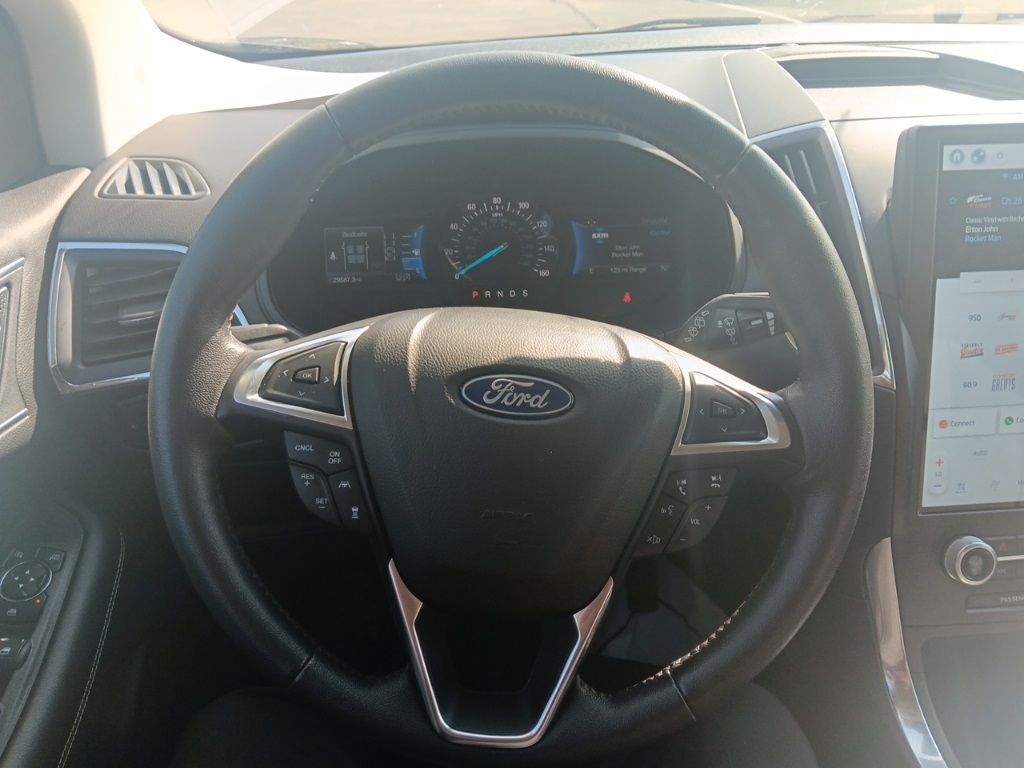 2022 Ford Edge Titanium photo 27