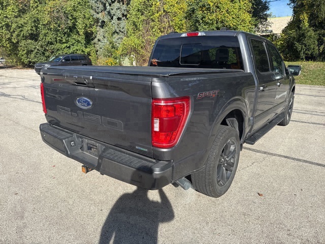 2021 Ford F-150 XLT photo 4