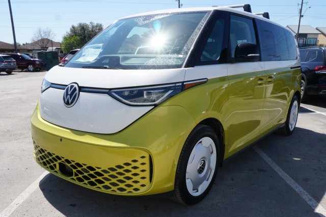 2025 Volkswagen ID. Buzz 1st Edition's photo