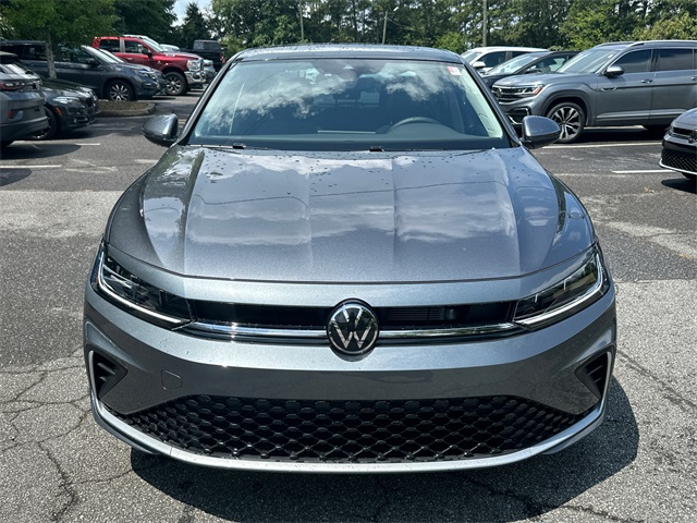 2025 Volkswagen Jetta 1.5T SE photo 2