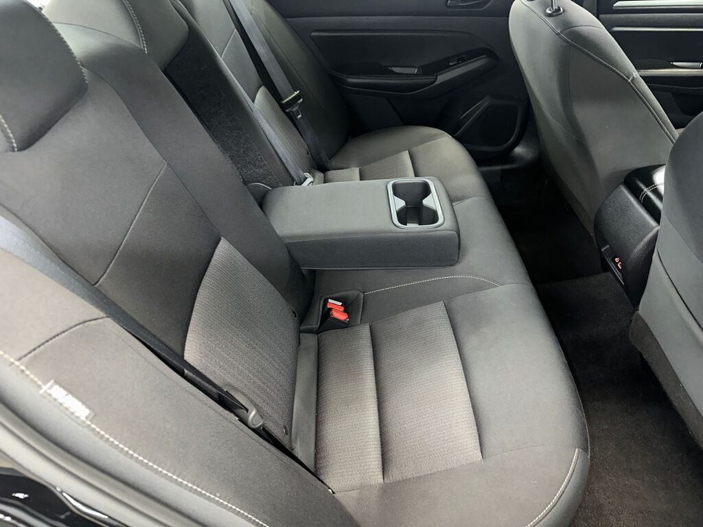 2023 Nissan Altima 2.5 SV photo 23