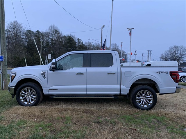 2025 Ford F-150 Lariat photo 4