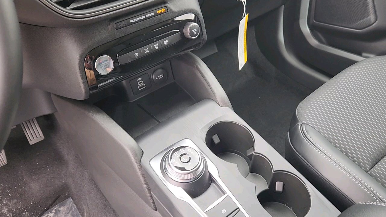 2025 Ford Escape Plug-In Hybrid photo 17