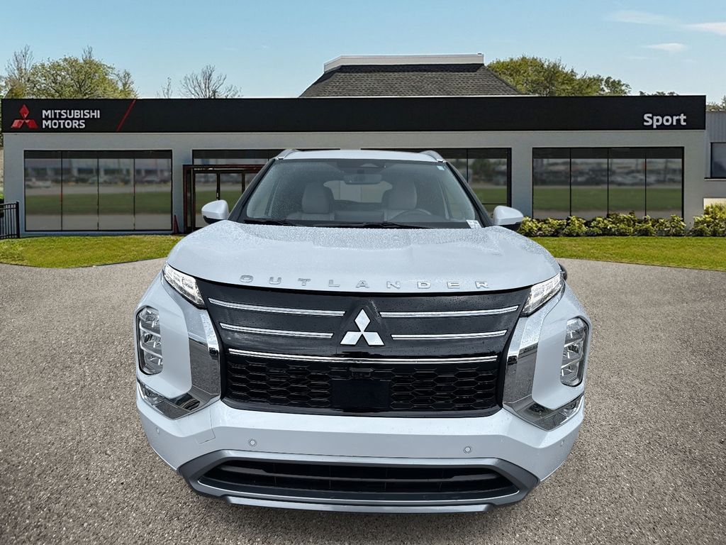 2025 Mitsubishi Outlander SEL photo 8
