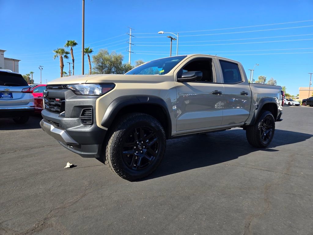 2023 Chevrolet Colorado Trail Boss photo 2