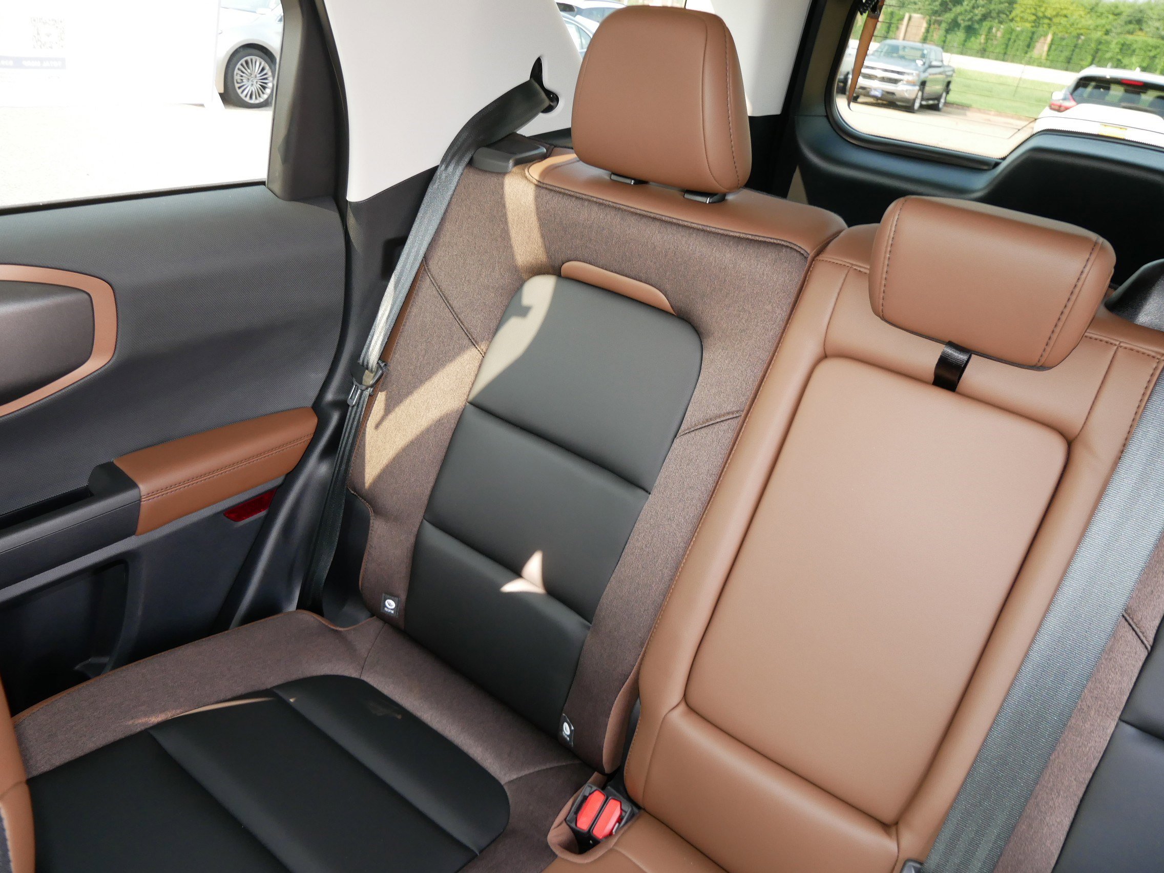 2025 Ford Bronco Sport Outer Banks photo 9