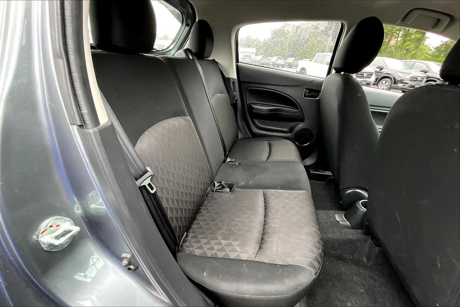 2022 Mitsubishi Mirage ES photo 19