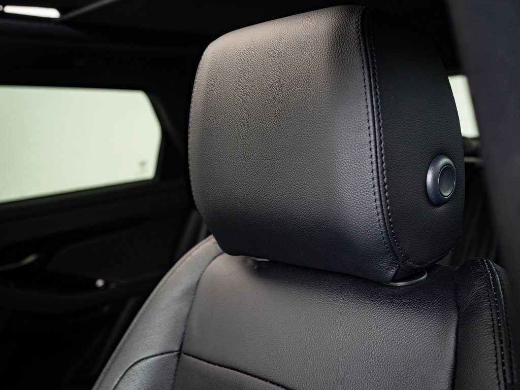 2024 Land Rover Range Rover Evoque Dynamic SE photo 17