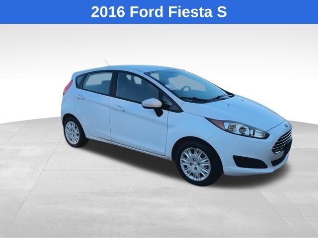2016 Ford Fiesta S photo 2
