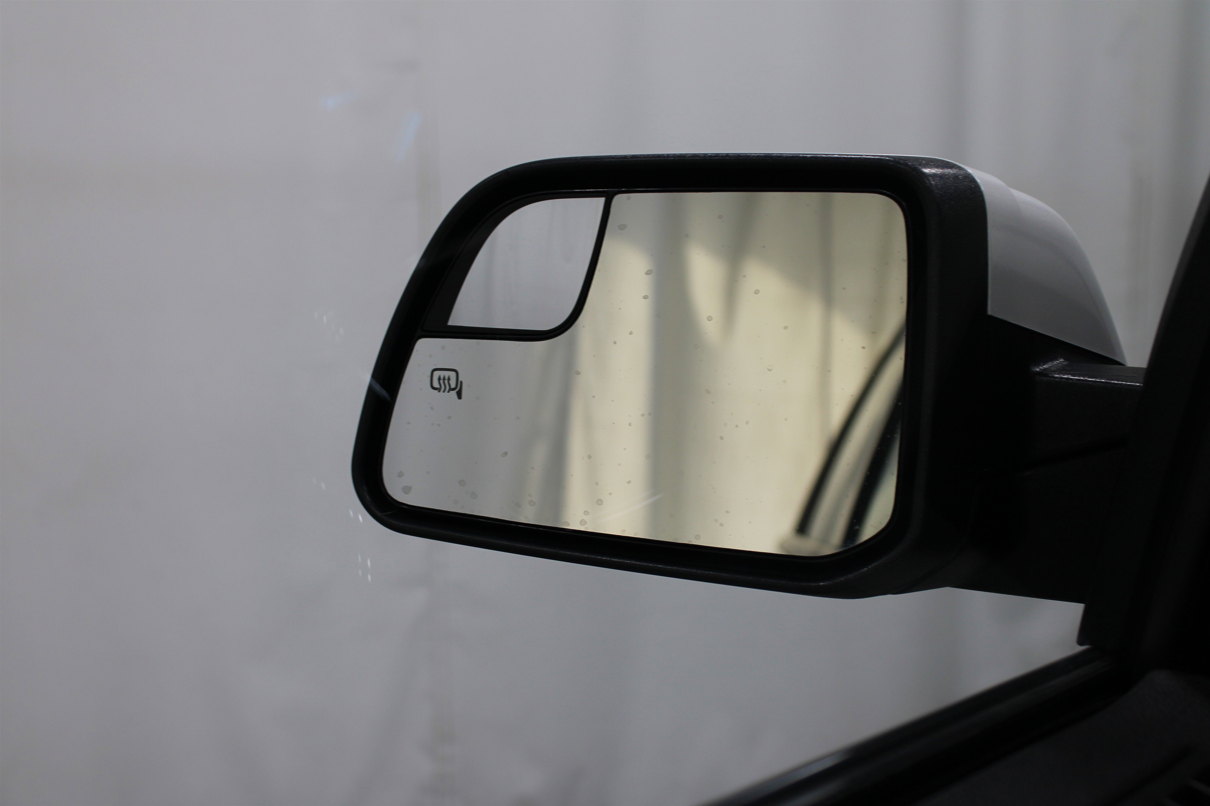 2013 Ford Edge SEL photo 6