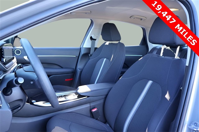 2023 Hyundai Sonata SEL photo 3