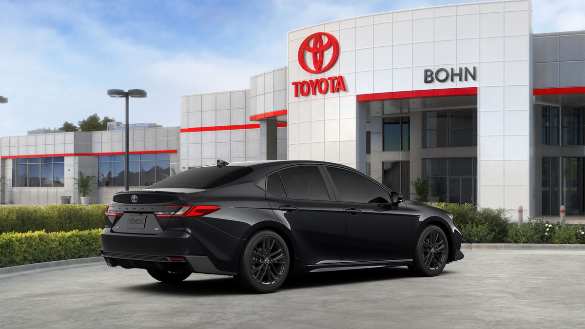 2026 Toyota Camry SE photo 6
