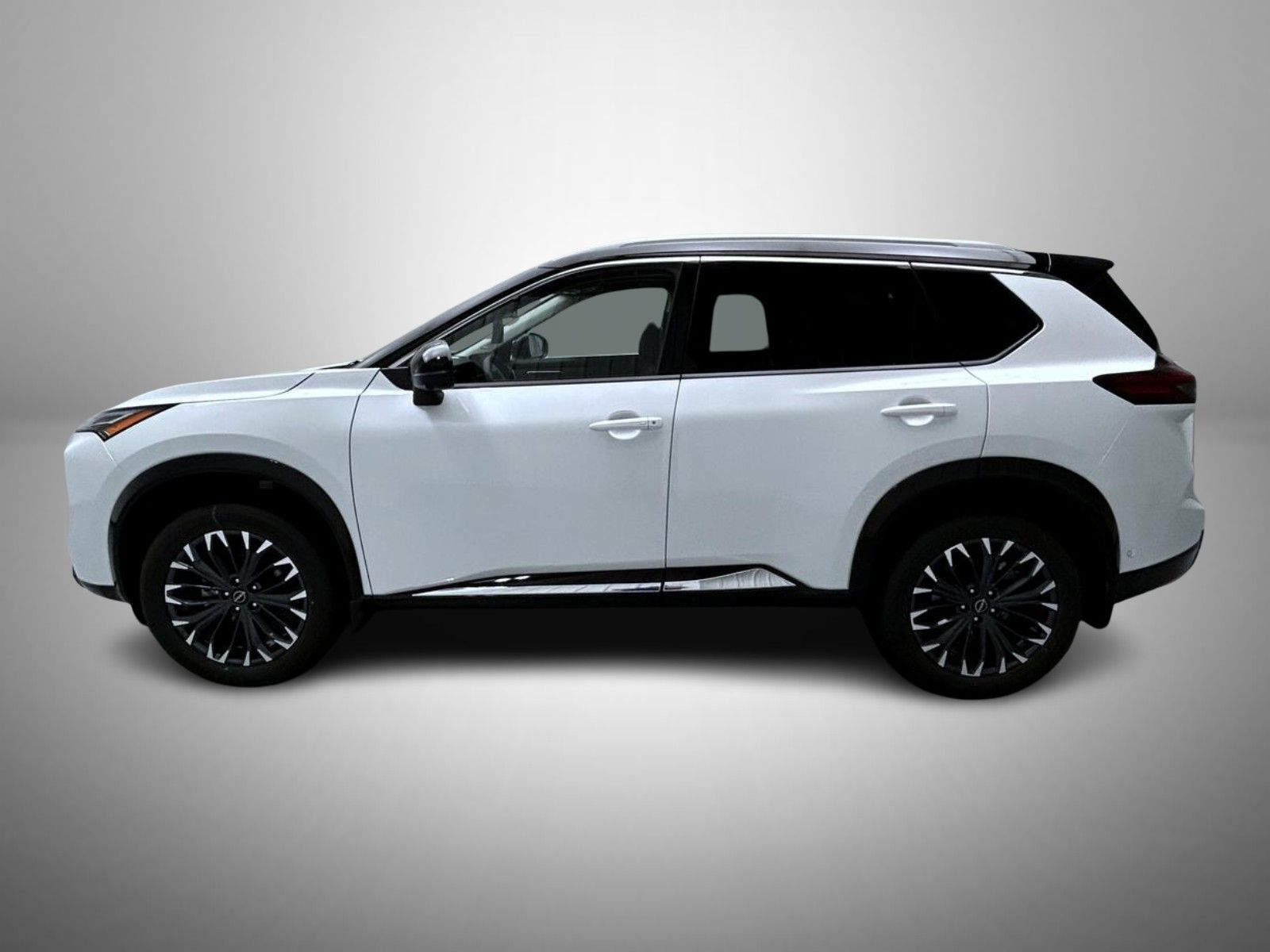 2026 Nissan Rogue Platinum photo 7