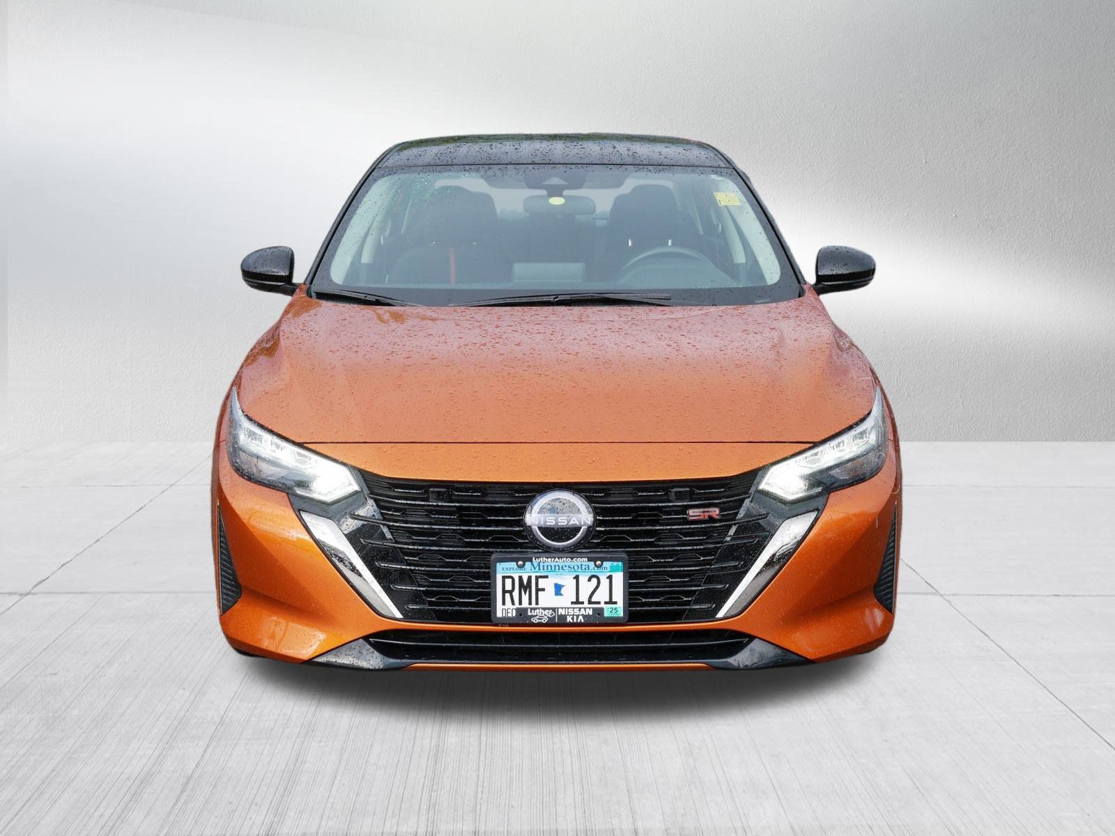 2024 Nissan Sentra SR photo 2