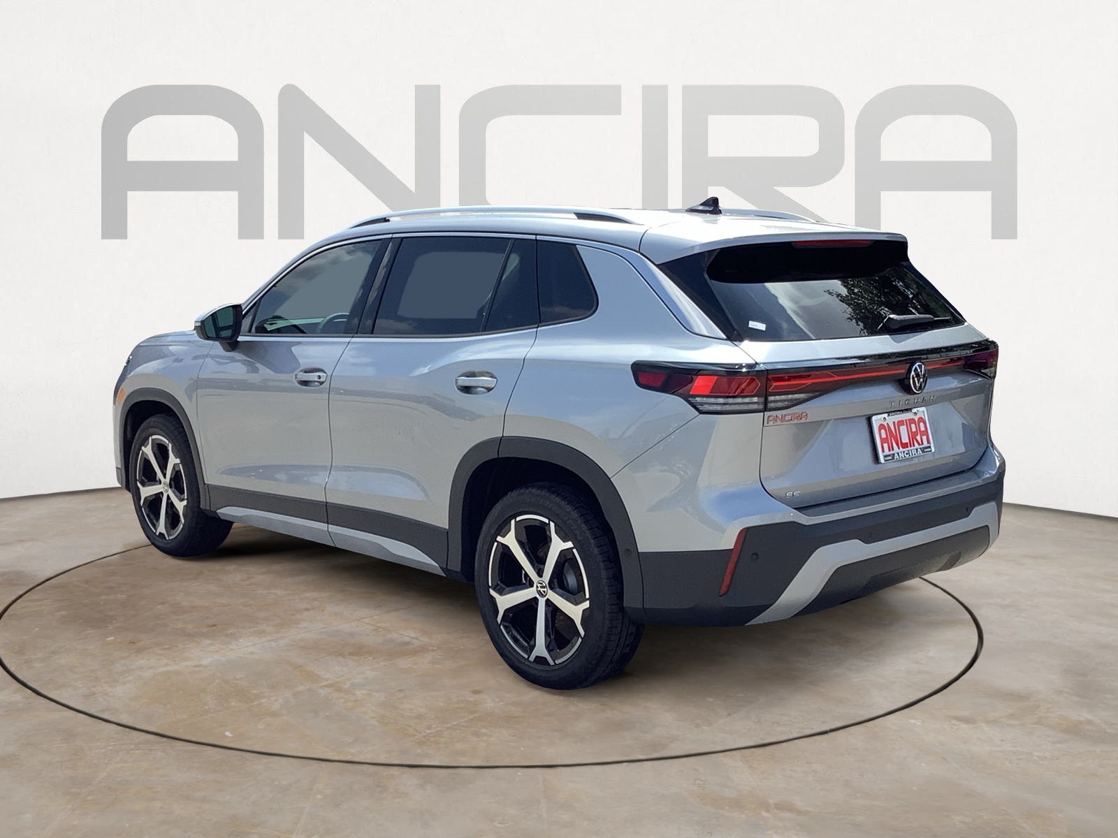 2025 Volkswagen Tiguan SE photo 4