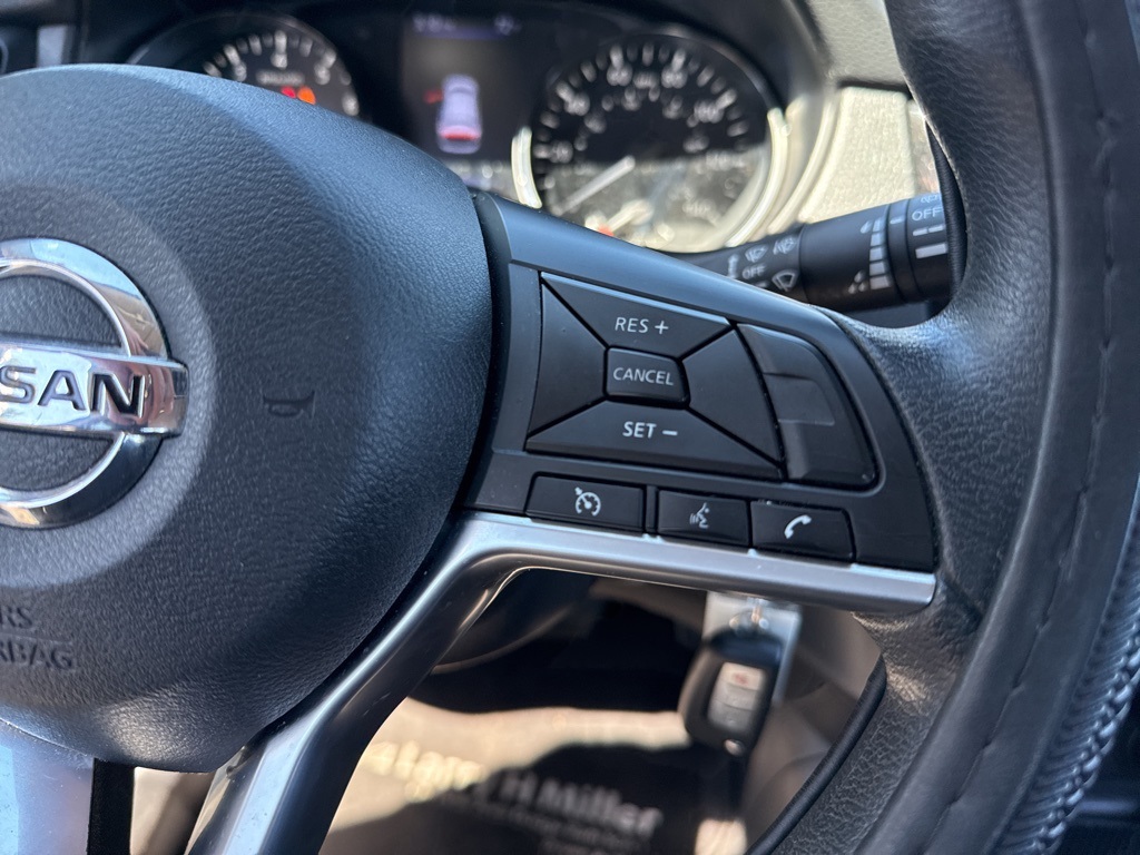 2021 Nissan Rogue Sport S photo 12