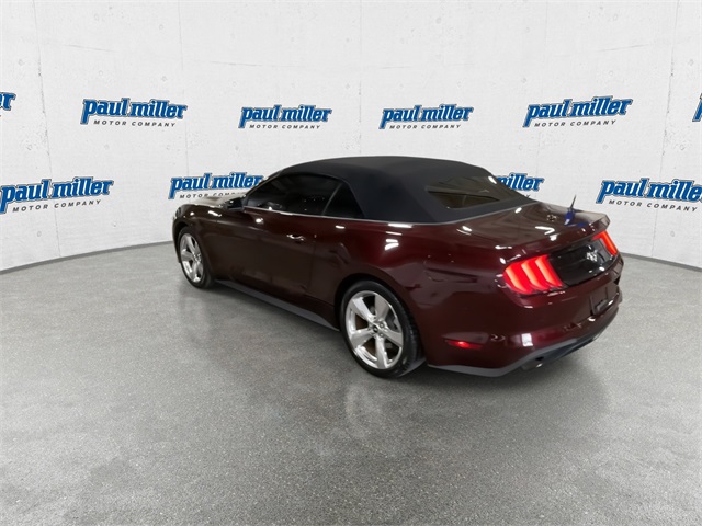 2018 Ford Mustang EcoBoost photo 8