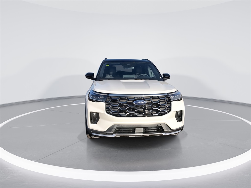2026 Ford Explorer Platinum photo 3