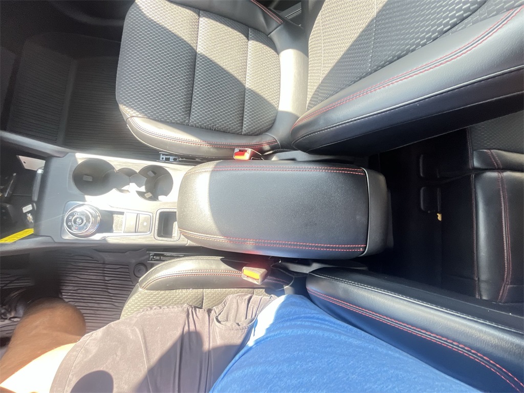 2024 Ford Escape ST-Line photo 19