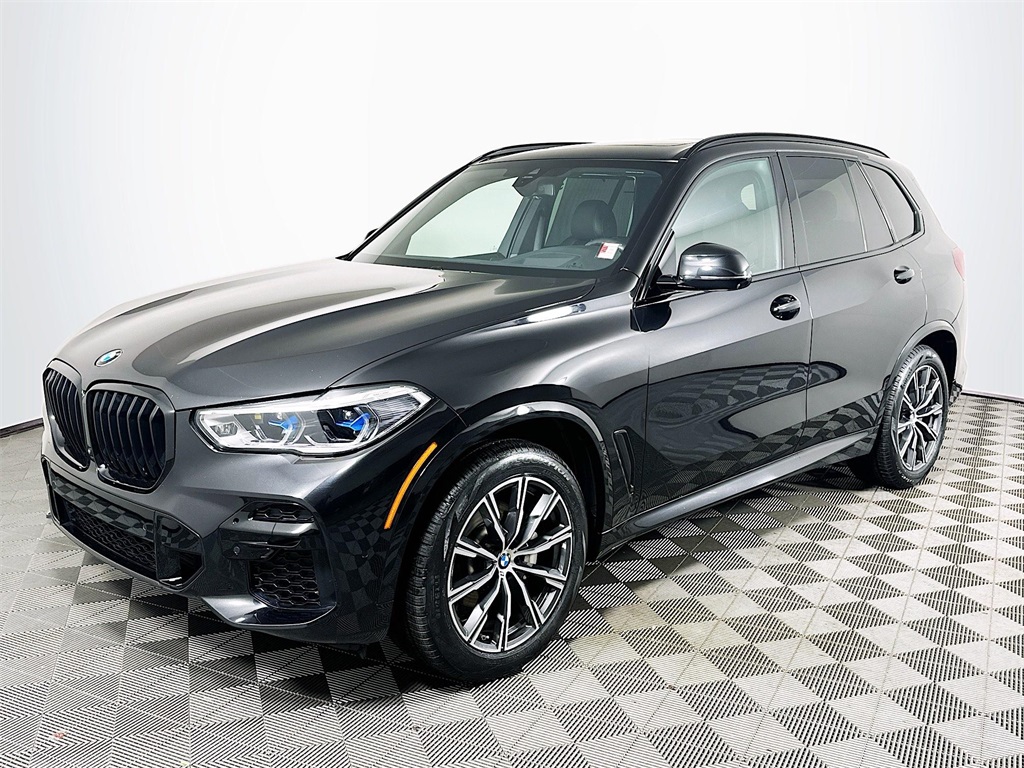 2023 BMW X5 40i's photo