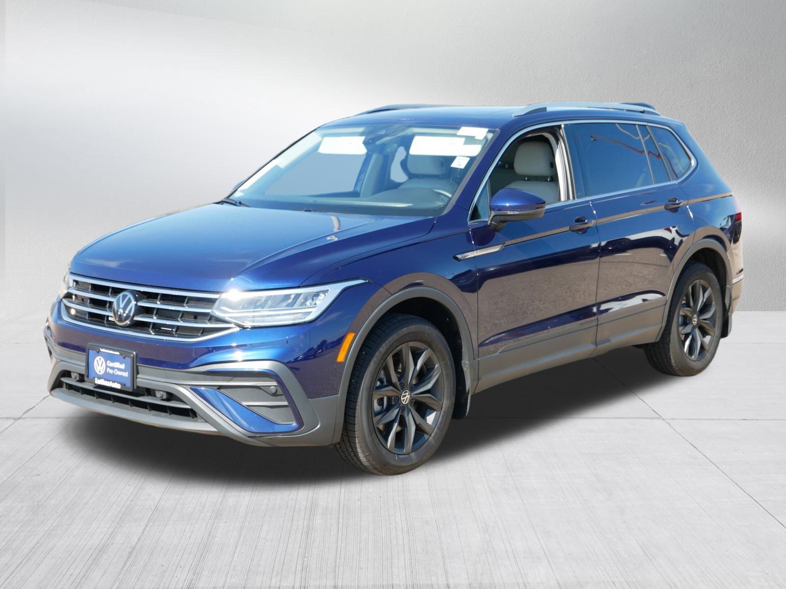 2024 Volkswagen Tiguan SE Wolfsburg Edition photo 2