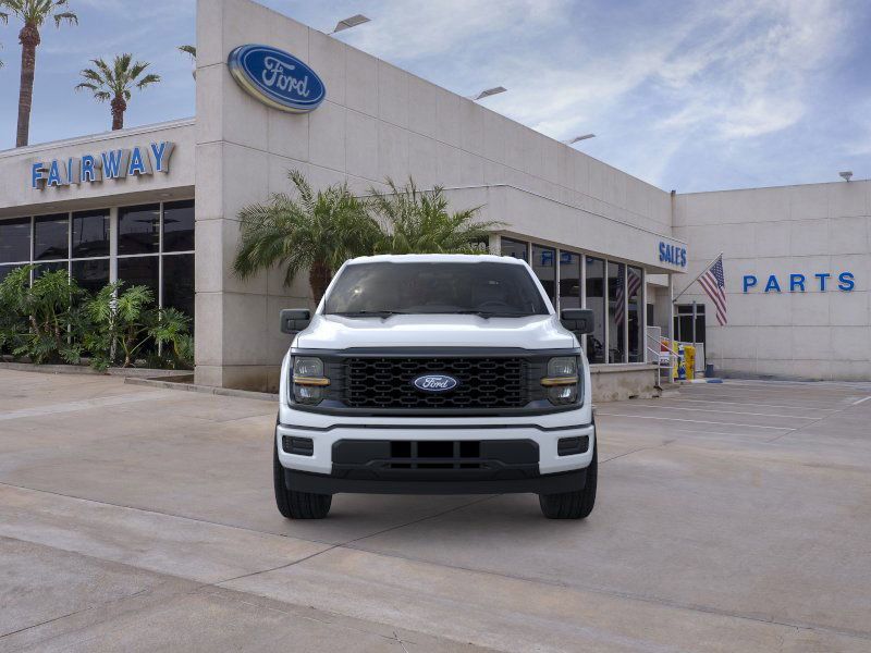 2025 Ford F-150 STX photo 4