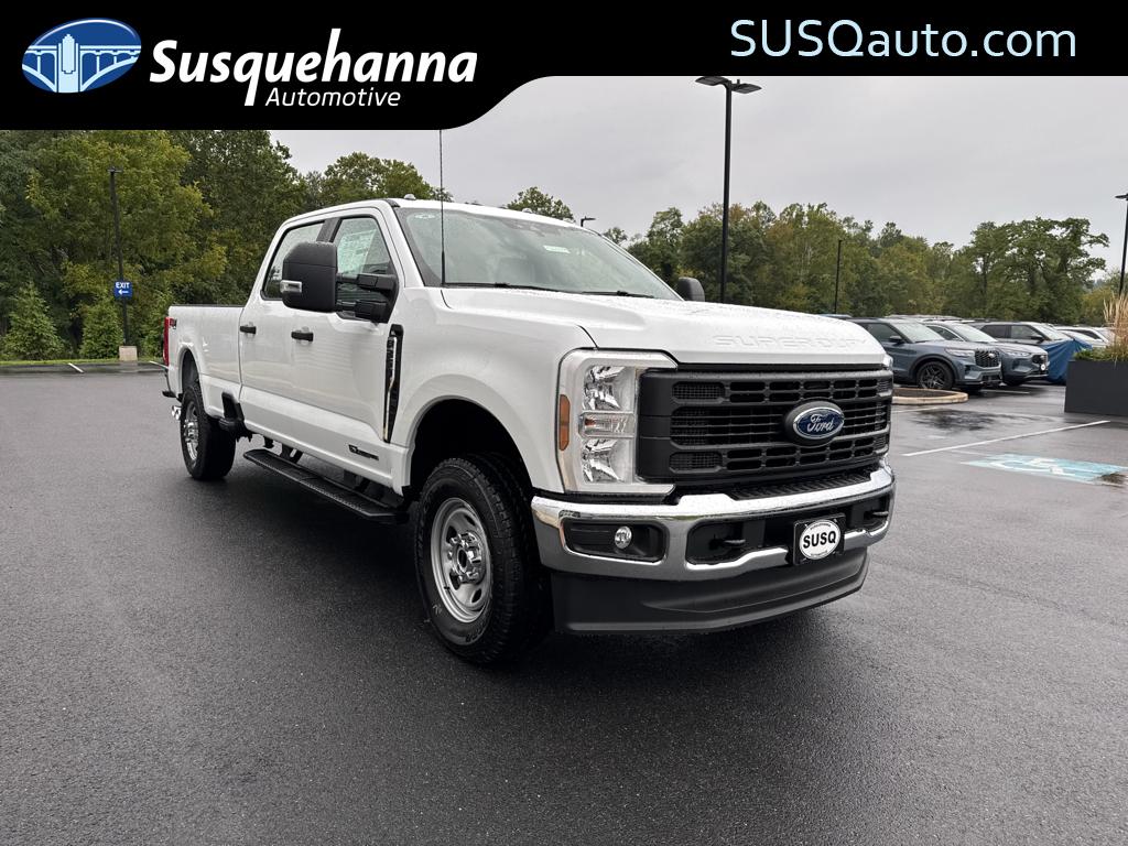 2026 Ford F-350 Super Duty XL's photo