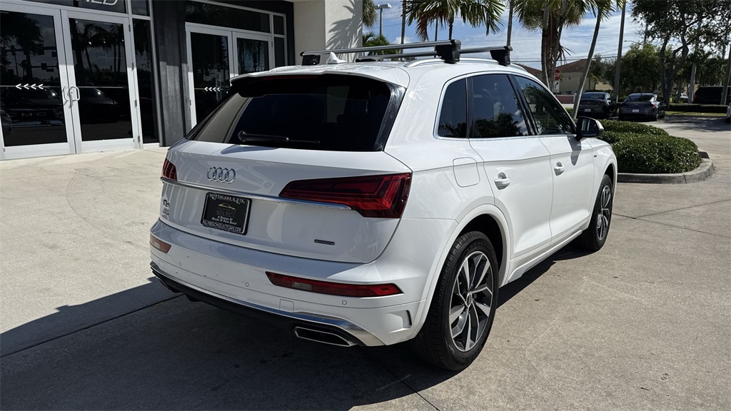 2023 Audi Q5 45 S line Premium Plus photo 2