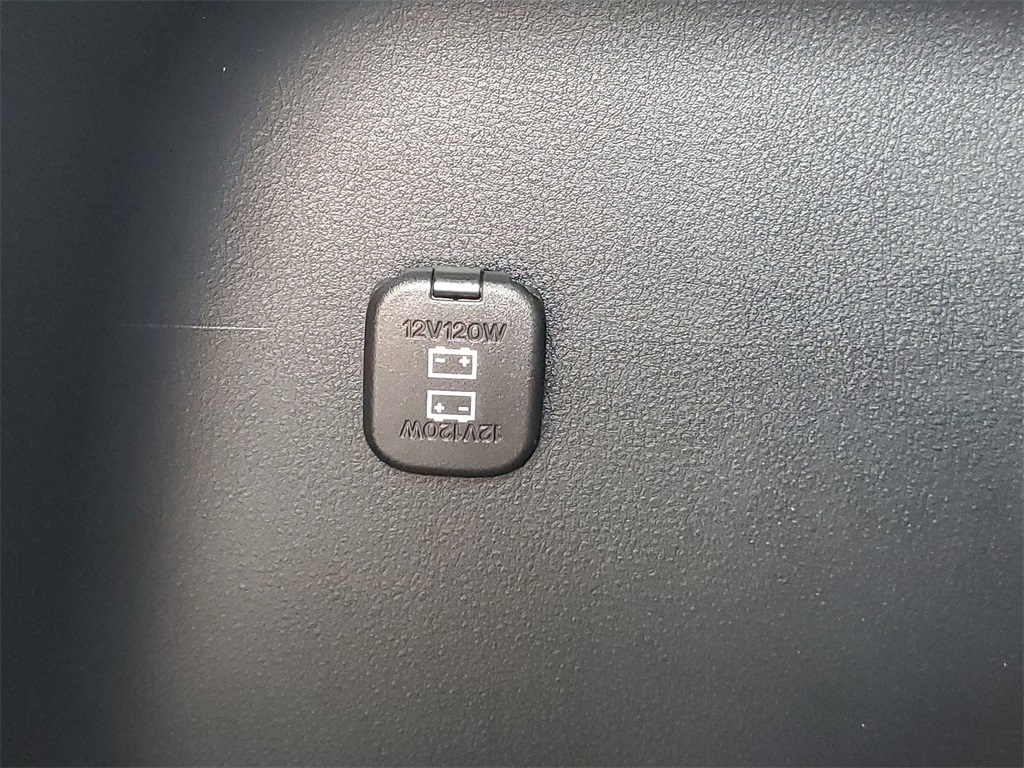 2025 Mazda CX-50 Premium Plus photo 7