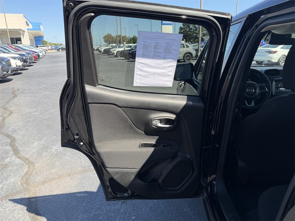 2021 Jeep Renegade Sport photo 9