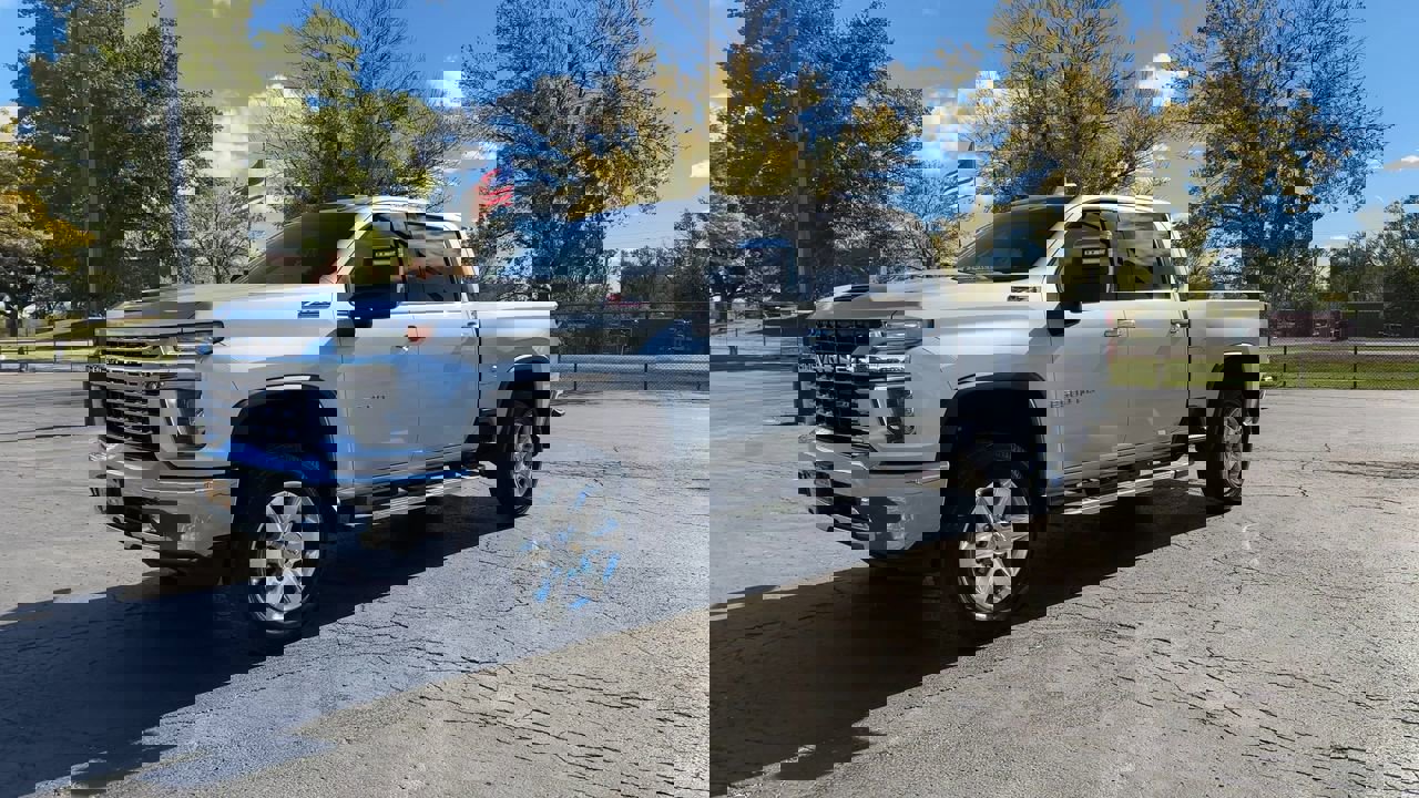 2022 Chevrolet Silverado 2500HD LTZ photo 4
