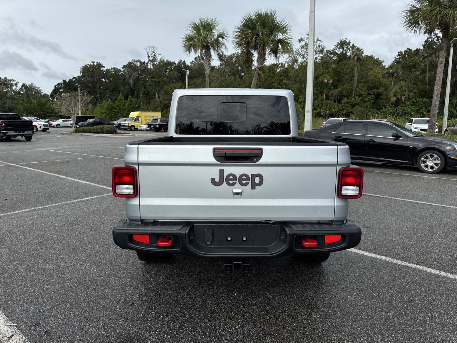 2023 Jeep Gladiator Rubicon photo 3