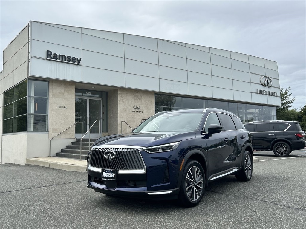 2026 INFINITI QX60 LUXE's photo