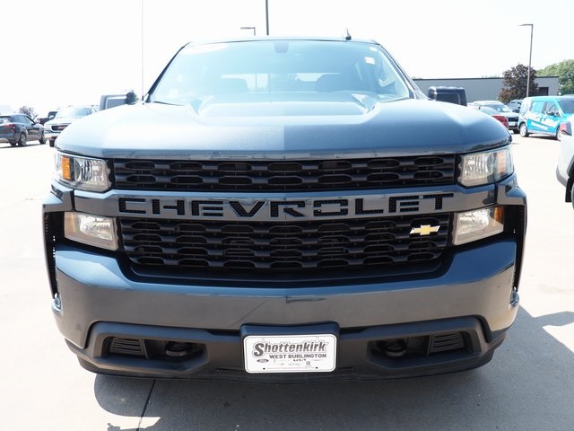 2020 Chevrolet Silverado 1500 Custom photo 2