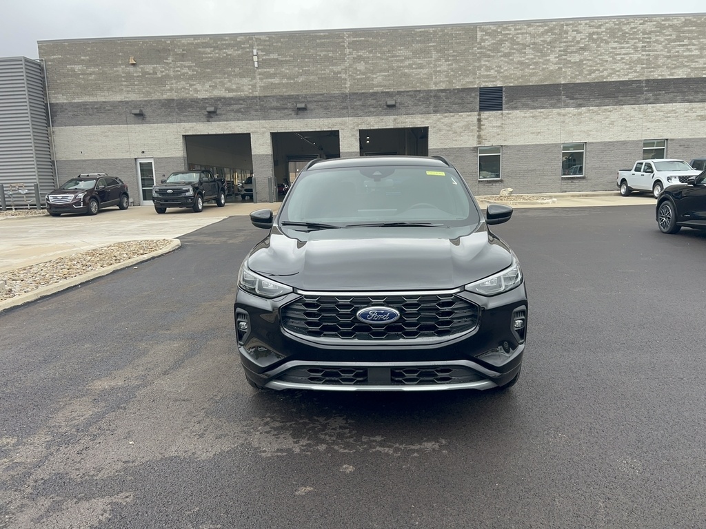 2026 Ford Escape ST-Line Elite photo 2