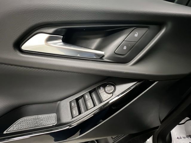 2026 Chevrolet Equinox LT photo 17