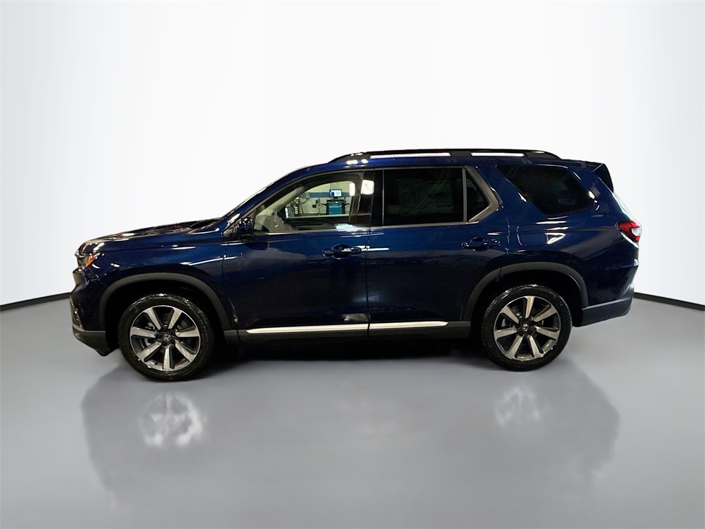 2025 Honda Pilot Touring photo 3